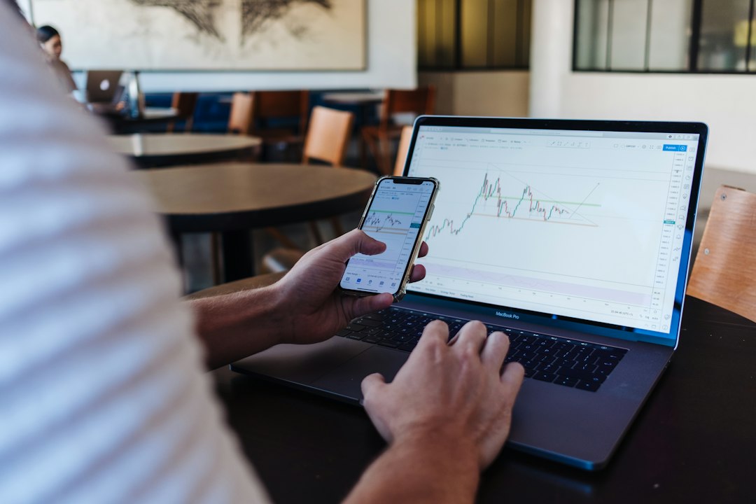 Oracle Freshness for AI Agents: Reject Stale Data Before a Smart Contract Acts